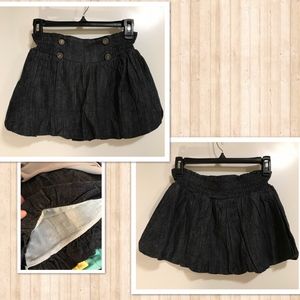 Short semi-pleated Jean skirt